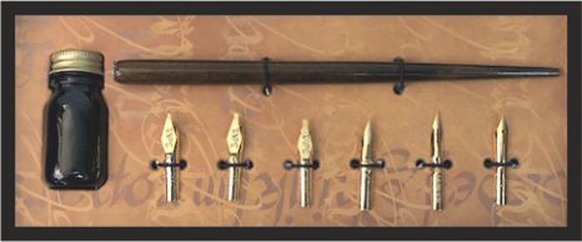 Produit Coffret de calligraphie encre porte plume &amp; plumes